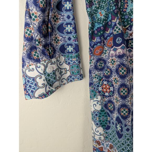 Chico's No Iron Button Front tunic top blue mixed print - Picture 6 of 7